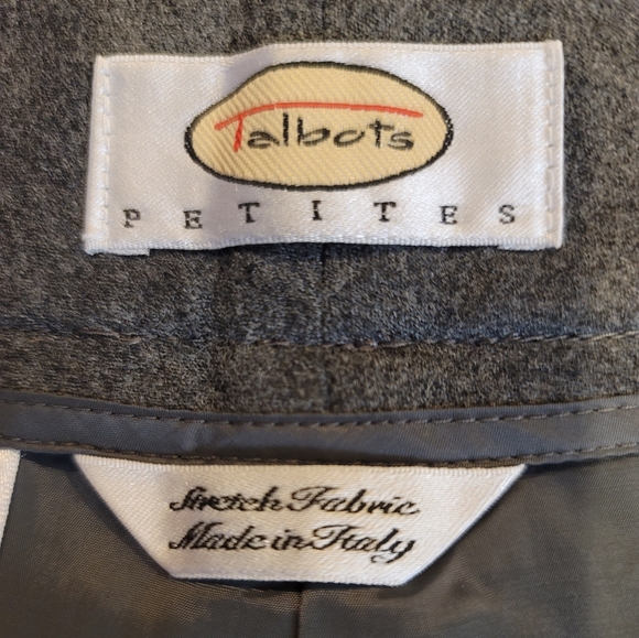 Talbots Gray Shorts - Size 10 - Picture 3 of 5